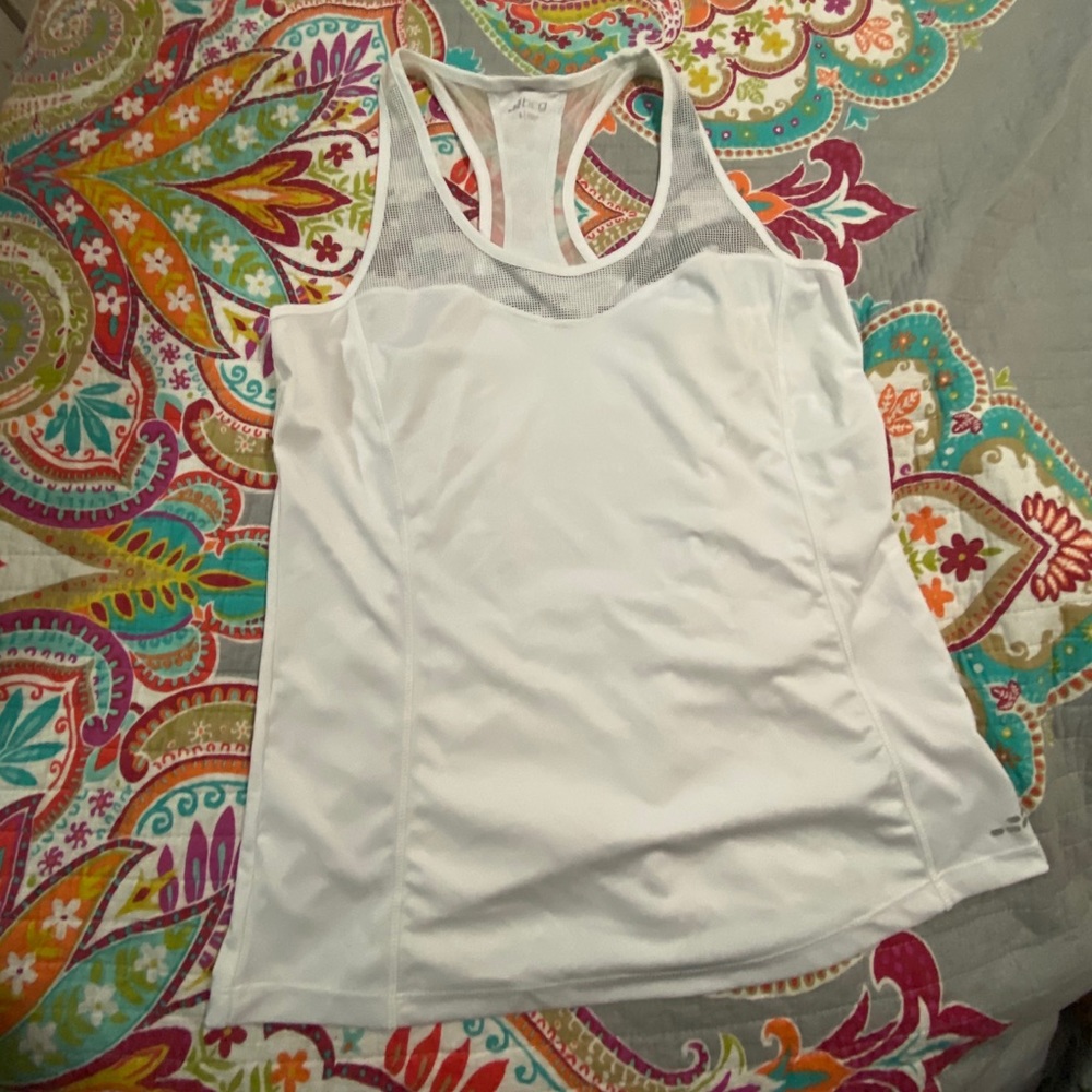 workout top